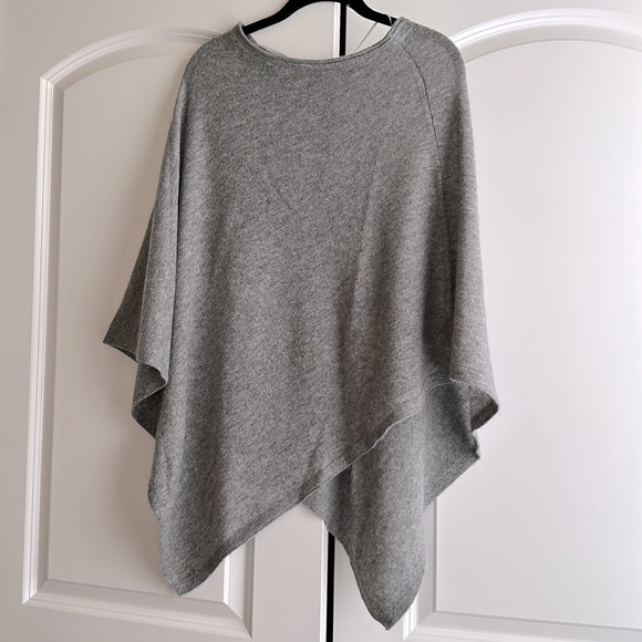 Rachel Zoe | Sweaters | Rachel Zoe 0 Plush 2ply Cashmere Poncho In A Medium Heather Gray Os New 